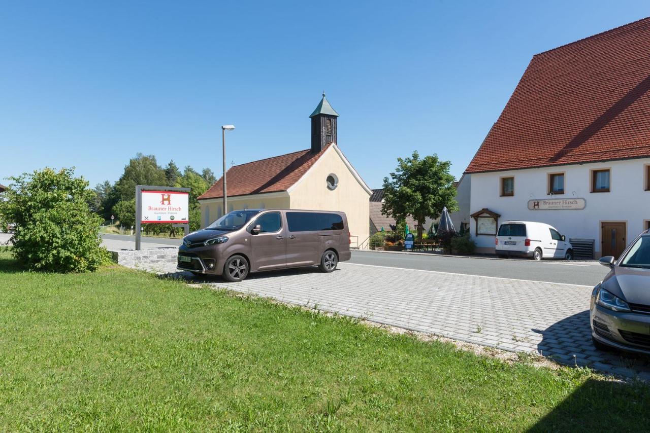 Gasthof-Pension Brauner Hirsch In Alfeld - Mittelfranken Eksteriør billede